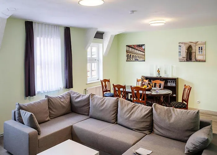 Schlossblick, * ヴェルニゲローデ